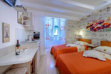 پانسیون Studio Stradun