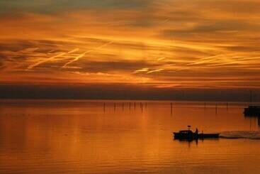 تختخواب و صبحانه Pension Am Bodensee