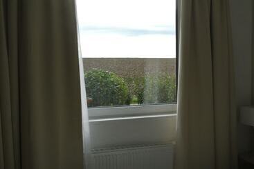 هتل Kemnater Hof Apartments