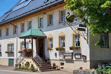 호텔 Landgasthof Zum Schwanen