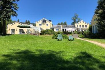 فندق Quellenpark
