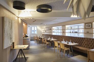 هتل & Restaurant Badischer Hof