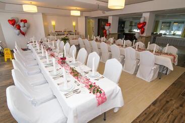 هتل Restaurant Osterather Hof