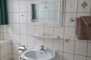 هتل Schöne Aussicht