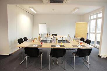 هتل Thermalis   Das Boardinghouse Im Kurpark Bad Hersfeld