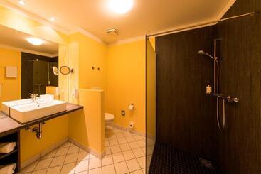 هتل Thermalis   Das Boardinghouse Im Kurpark Bad Hersfeld