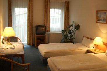 Weinhotel Wagner