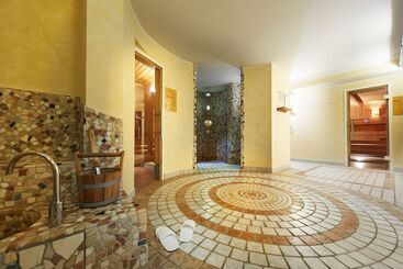 Avital Resort