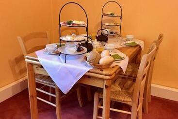 تختخواب و صبحانه Pension Villa Gisela