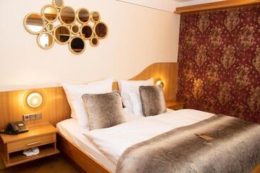 Boutiquehotel Liebesglück   Adults Only