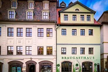 هتل Braugasthaus