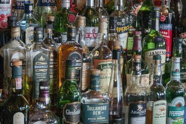 هتل Hajo´s Germania Lodge & Irish Pub