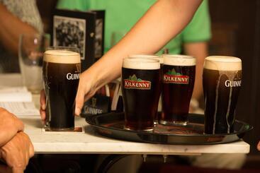 هتل Hajo´s Germania Lodge & Irish Pub