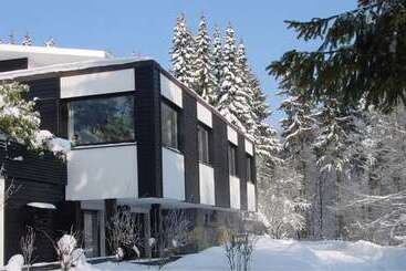 هتل Haus Am Hochwald