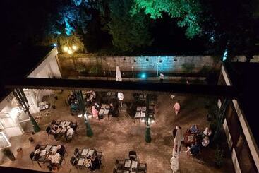 هتل & Restaurant Knote