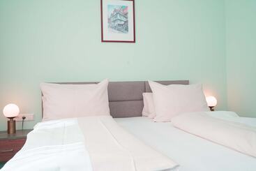 هتل & Restaurant Knote
