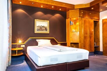 هتل & Restaurant Knote