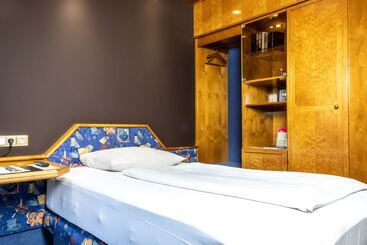 هتل & Restaurant Knote