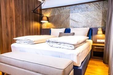 هتل & Restaurant Knote
