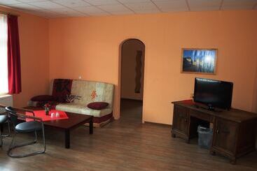 هتل Pension Haus Saarland