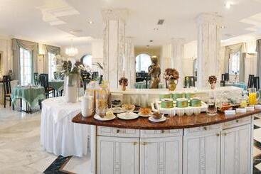 Hotel Sacher Stoiber