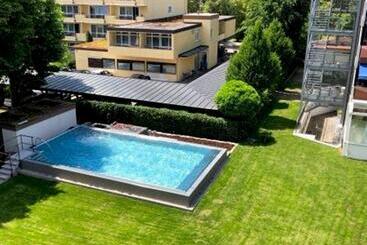 هتل Schweizer Hof Thermal Und Vital Resort