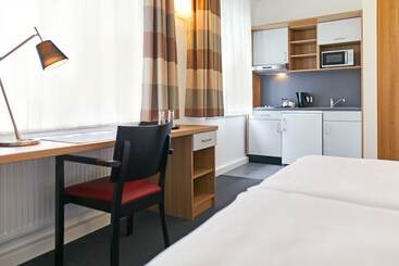 هتل Townhouse Dusseldorf