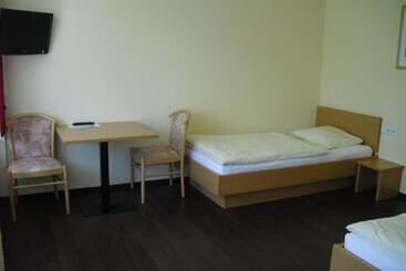 پانسیون Boardingroom