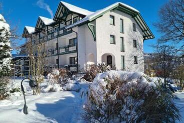 هتل & Ferienappartements Edelweiss