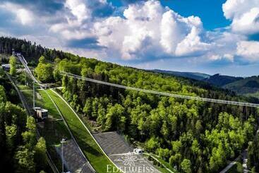 هتل & Ferienappartements Edelweiss