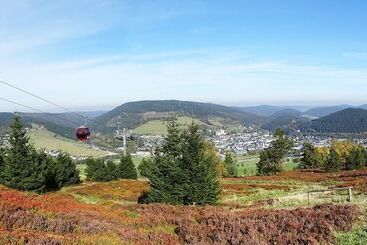 هتل Hochsauerland 2010