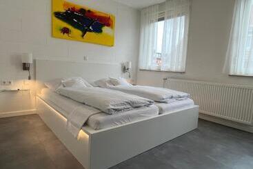 هتل Kaufhold   Haus Der Handweberei