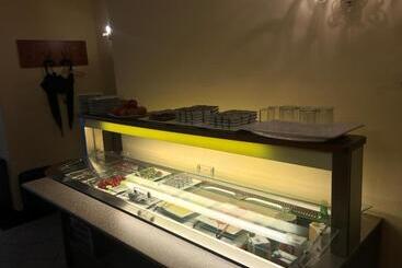 هتل Zeil