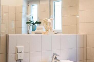 پانسیون Dirazi Guesthouse & Apartments Gmbh