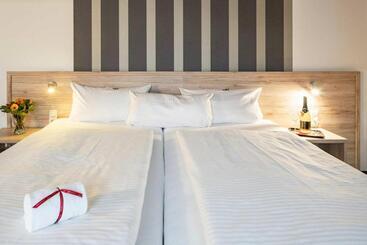 استراحتگاه Astoria Easy