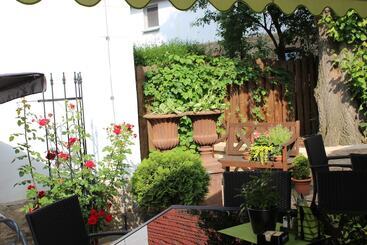Gasthof Und Pension Frankenthal   Garni