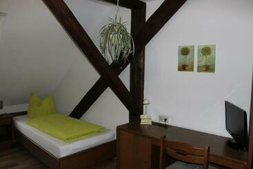Gasthof Und Pension Frankenthal   Garni