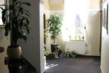 Gasthof Und Pension Frankenthal   Garni