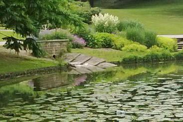 هتل Am Schlosspark Essen