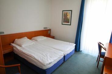 هتل Ahrberg Viertel