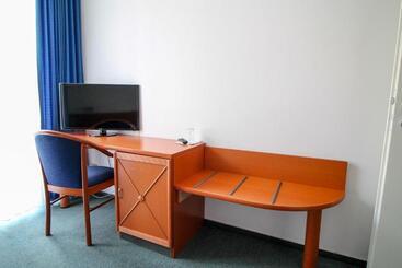 هتل Ahrberg Viertel