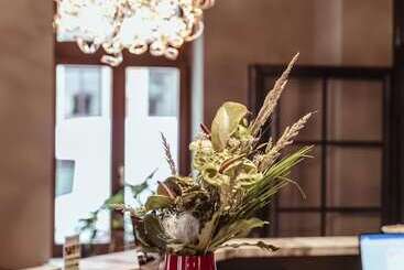 Alexxanders Hotel & Boardinghouse, Restaurant