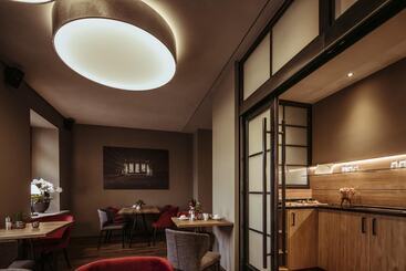 Alexxanders Hotel & Boardinghouse, Restaurant