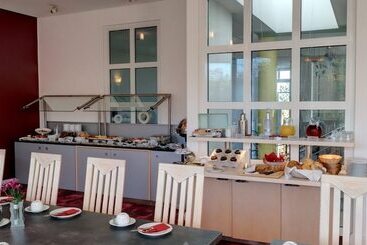 Business Hotel Artes