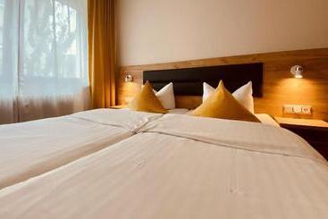 בית מלון כפרי Gute Hoffnung Pforzheim