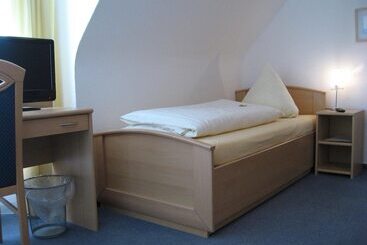 پانسیون Gasthof Traube