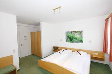 پانسیون Landgasthof Hotel Rössle