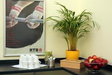 Rtb Hotel   Sportschule