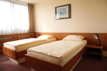 Rtb Hotel   Sportschule