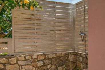 Paxos Couple House By Konnect - Paxi